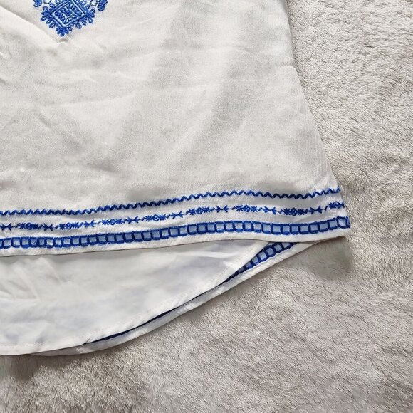 THML ✦ White Blue Embroidered Sleeveless Top ✦ Floral Hi-Low Hem Size XS NWT - Picture 9 of 16